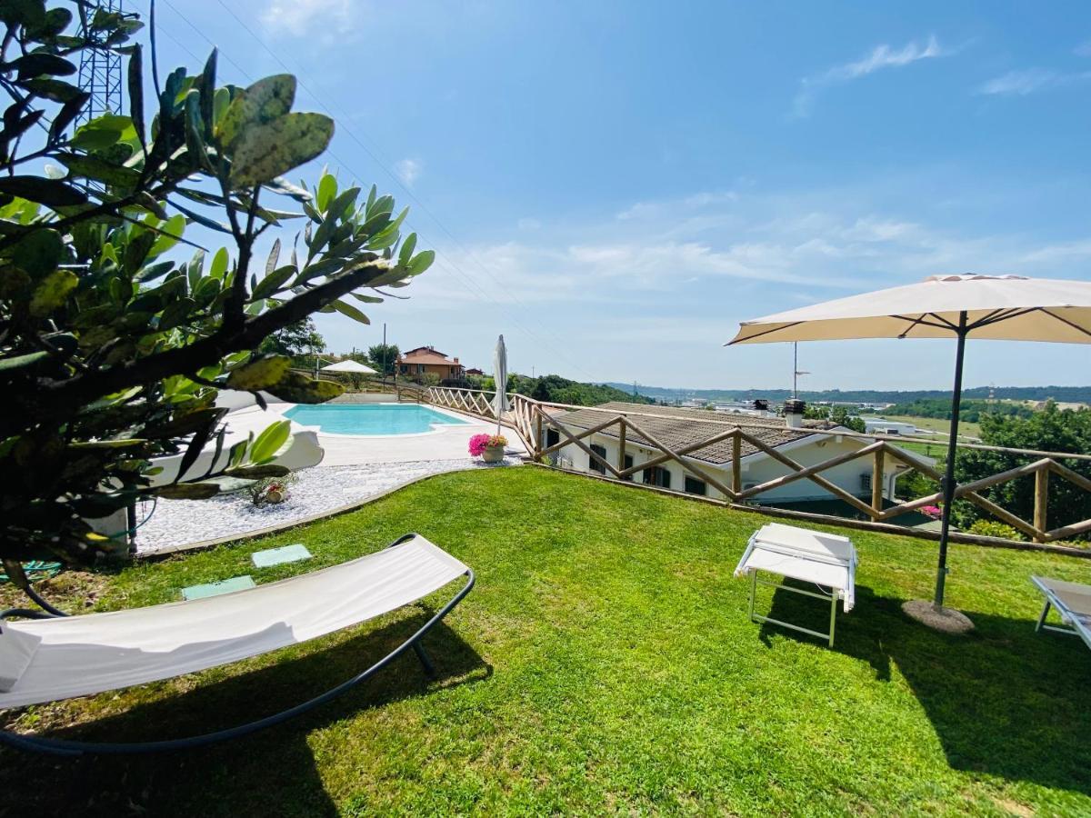 Villa Poggio Ulivo Pool-Apartments Rivoli Veronese Eksteriør bilde