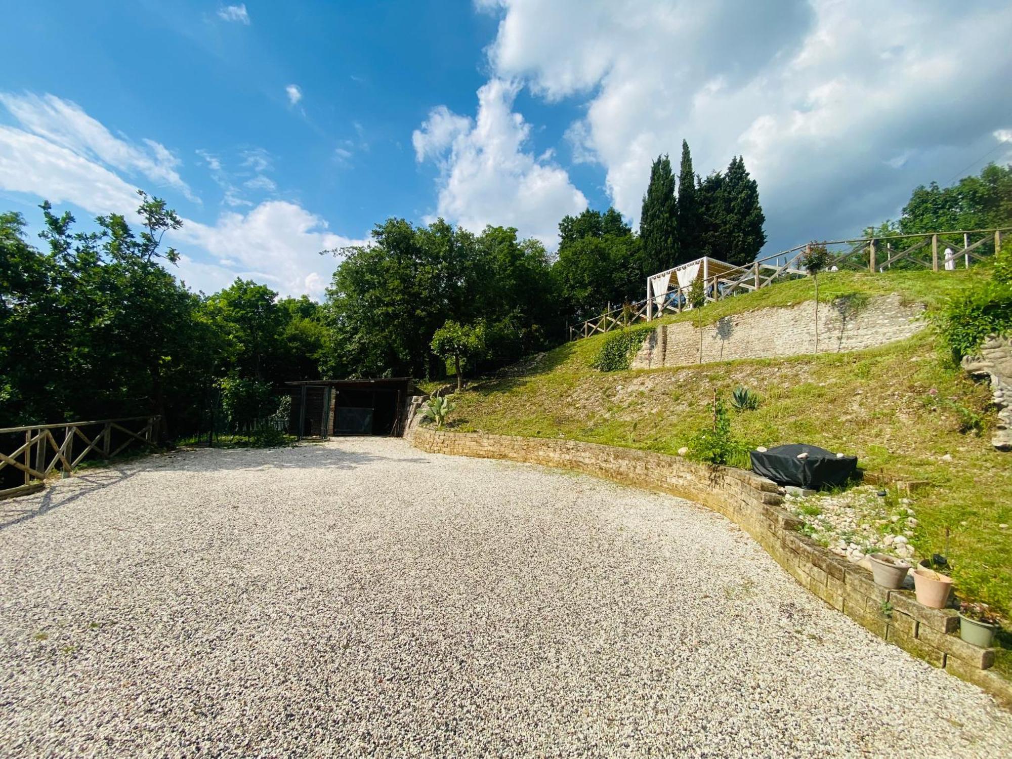 Villa Poggio Ulivo Pool-Apartments Rivoli Veronese Eksteriør bilde